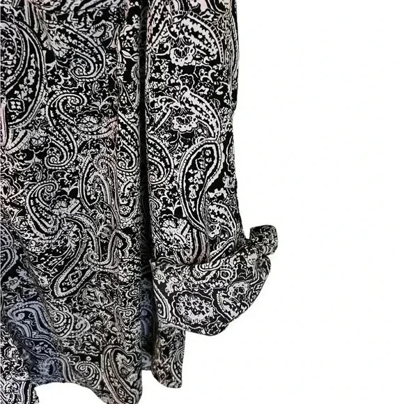 NY Collection Black & White Paisley Blouse | Size XL | Roll-Tab Sleeves - Picture 9 of 9